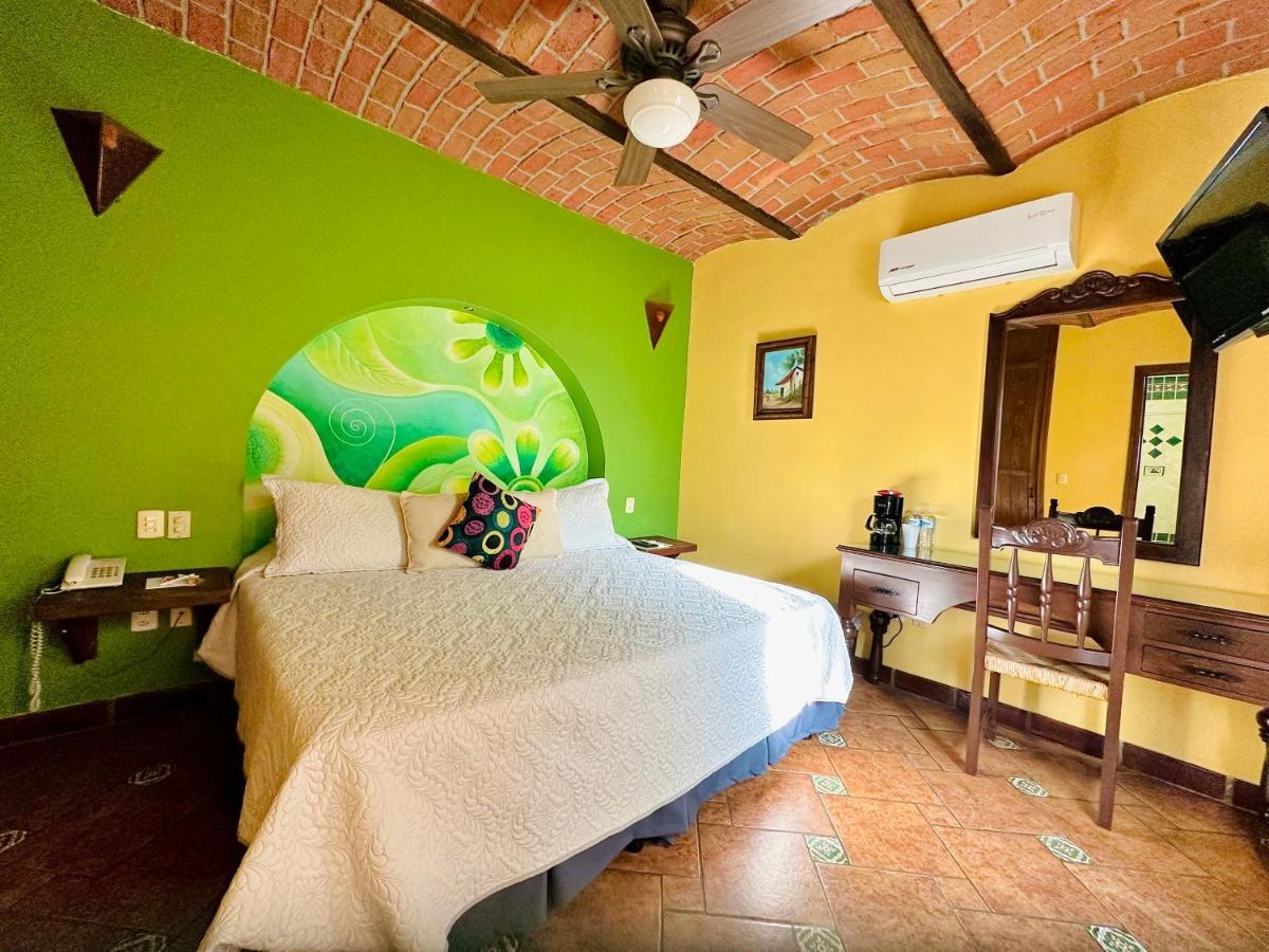 La Villa Del Ensueno Boutique Hotel Tlaquepaque Ngoại thất bức ảnh